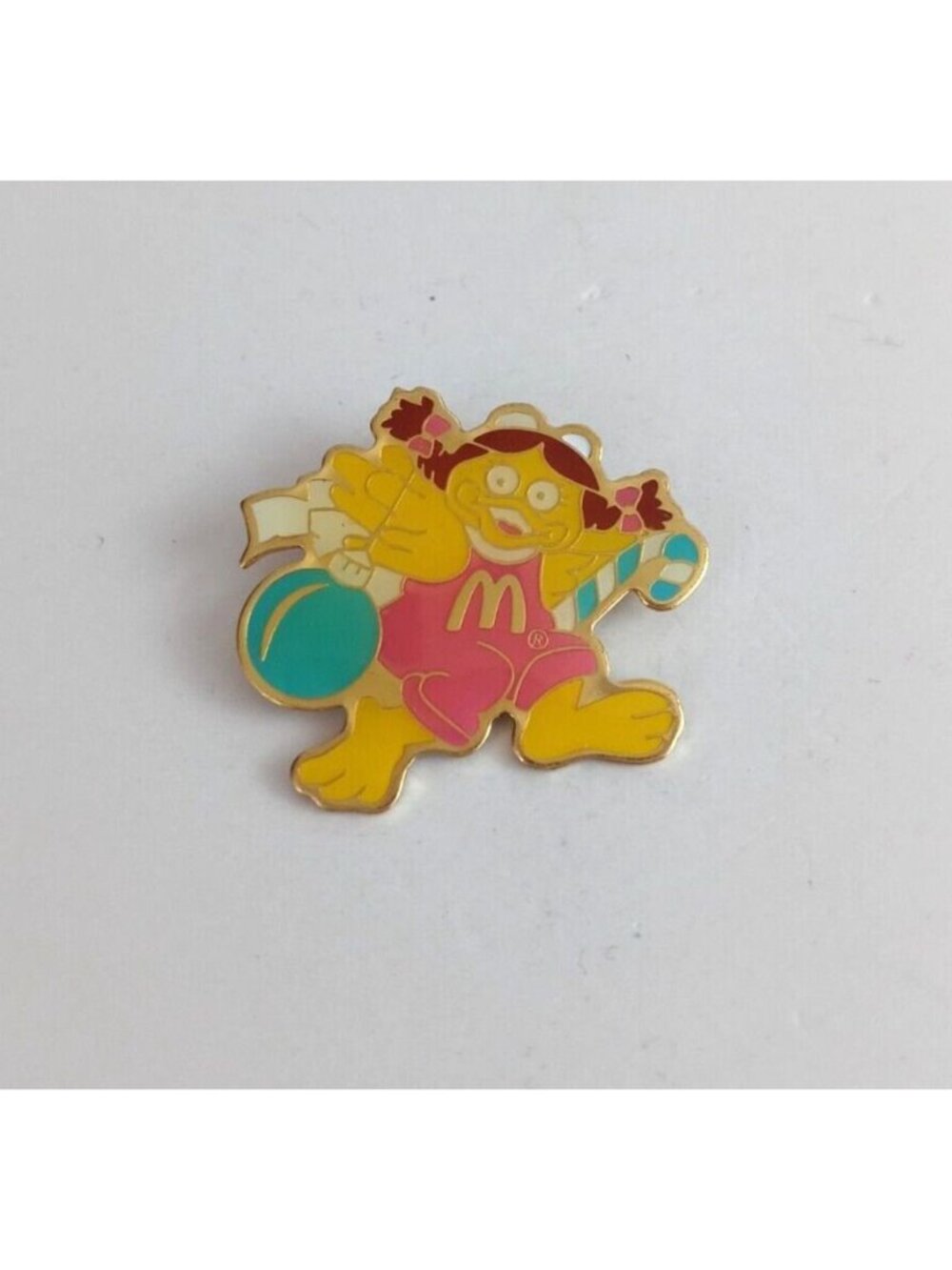 Vtg Birdie With Ornament & Candy Cane Christmas McDonalds Employee Lapel Hat Pin